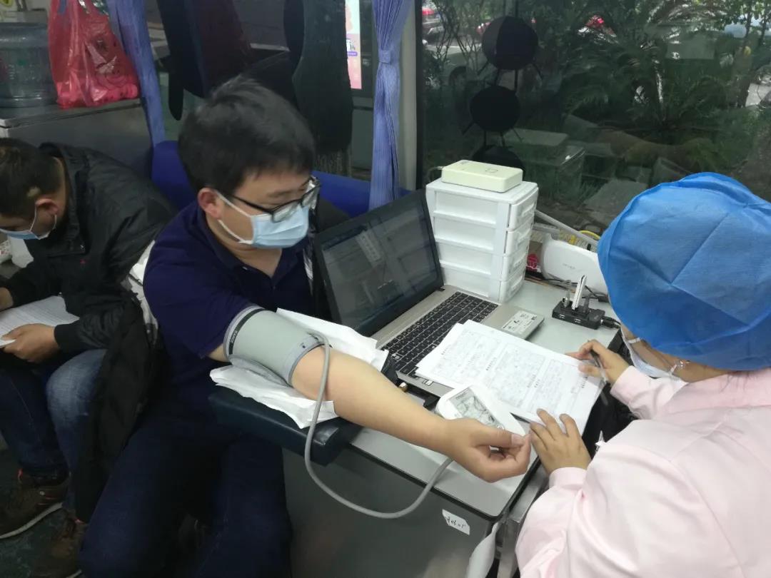 爱心献血，温暖中国，华体会官方版网站登录入口-华体会(中国)
在行动！